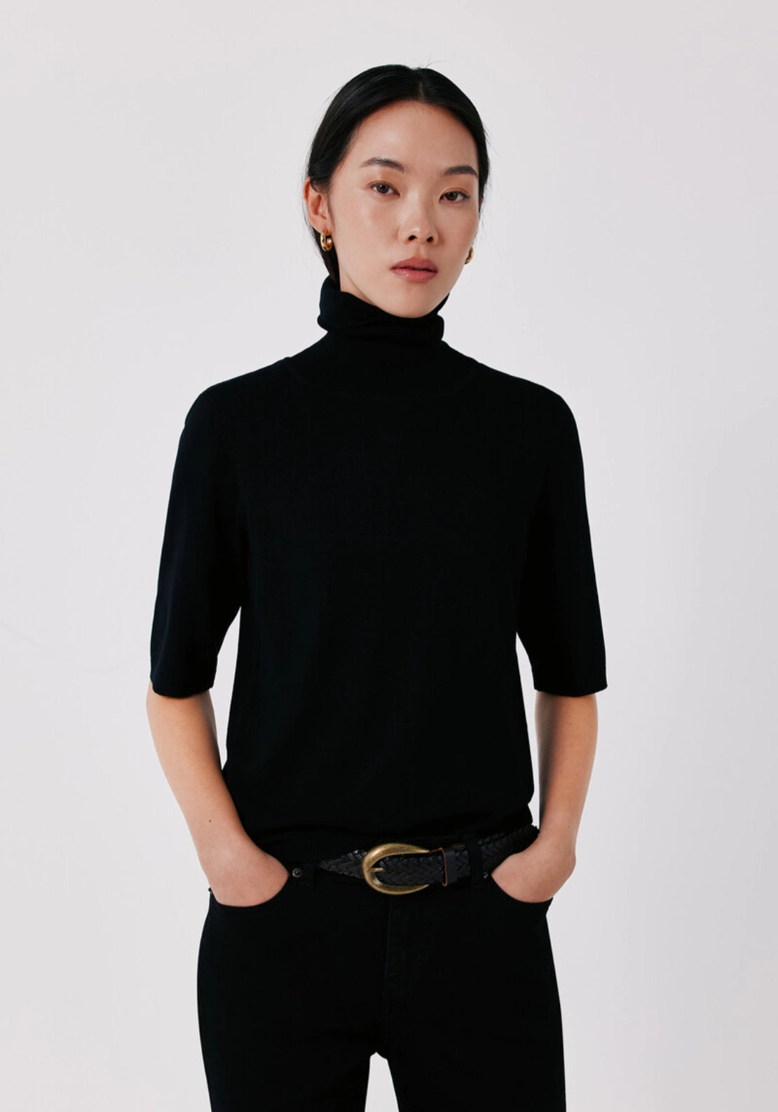Short Sleeve Turtleneck Sweater - Black