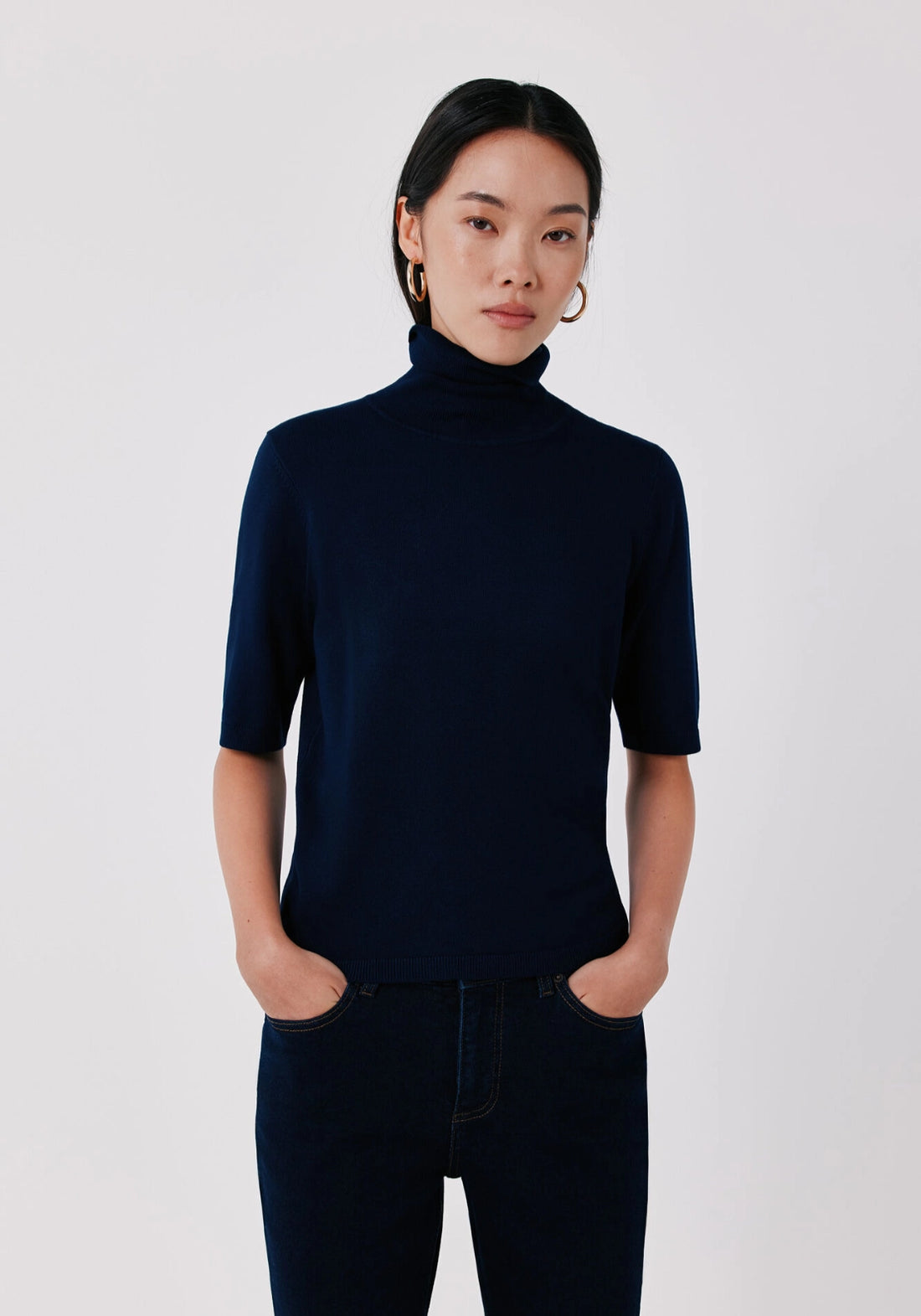 Short Sleeve Turtleneck Sweater - Navy