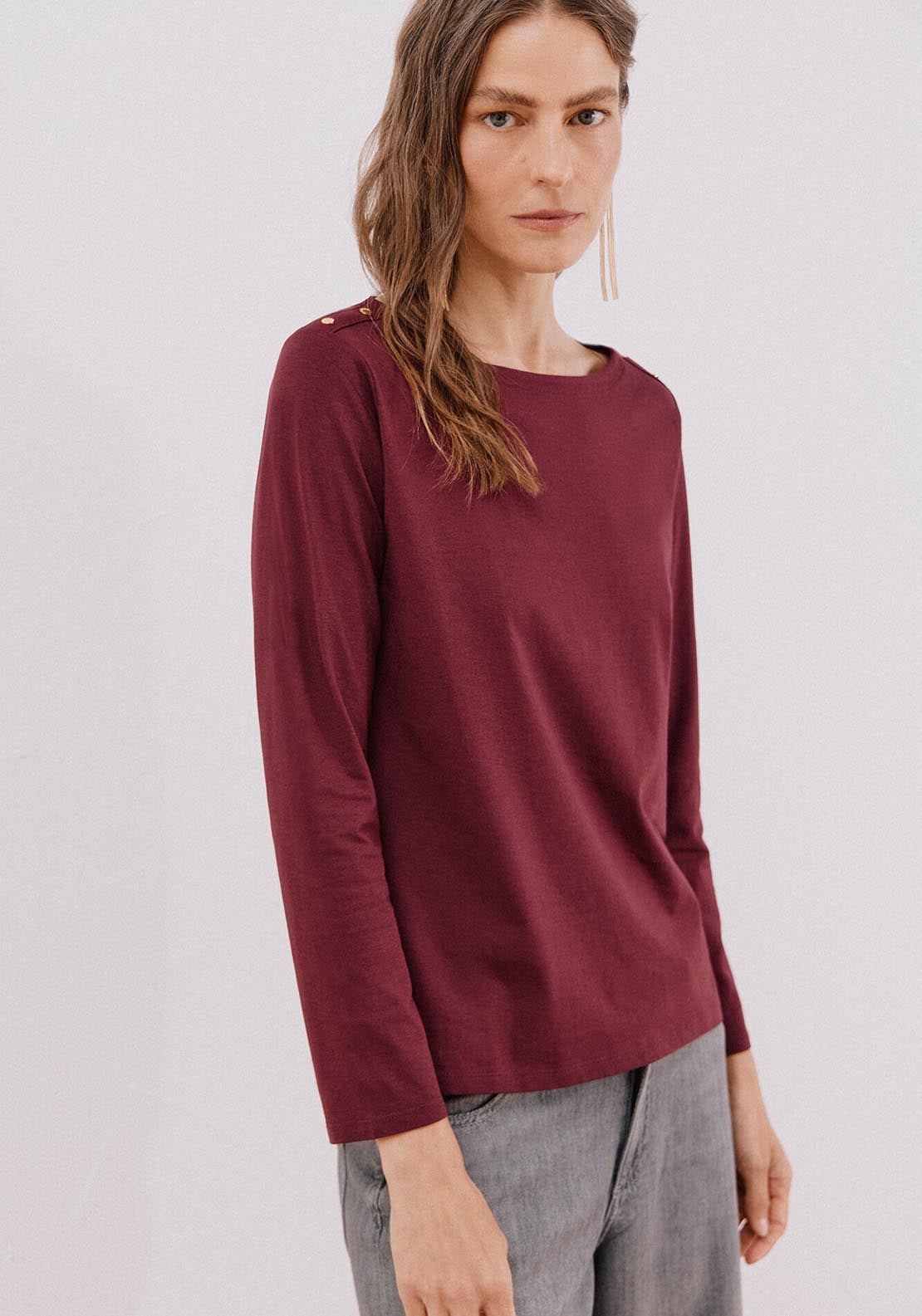 Boat Neck T-Shirt With Buttons - Red