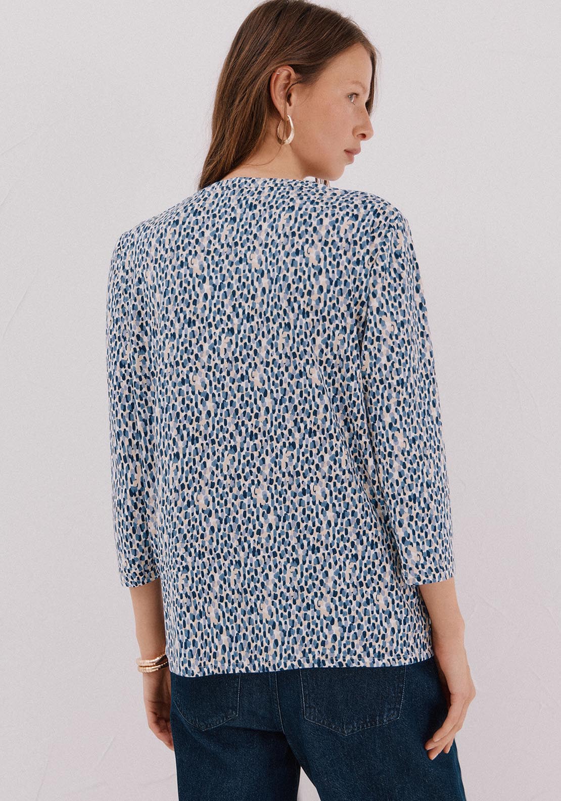 Basic Top With Mandarin Collar - Burgundy