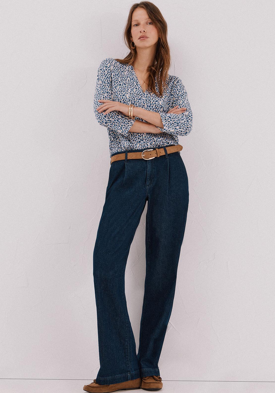Basic Top With Mandarin Collar - Burgundy