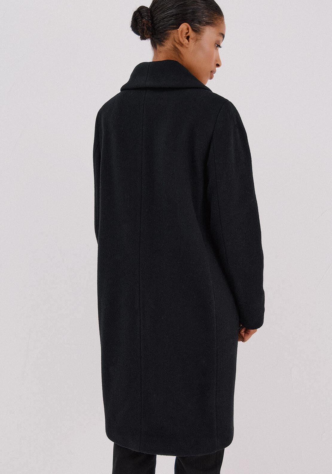 Coat With Fur Effect Detail - Black