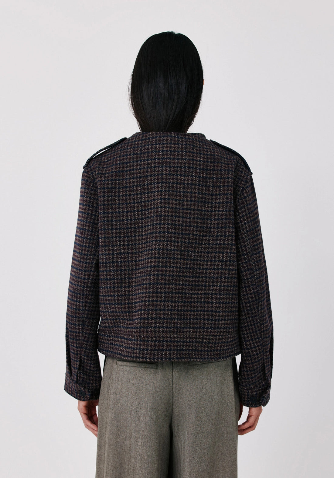Short Jacket With Scarf - Wine