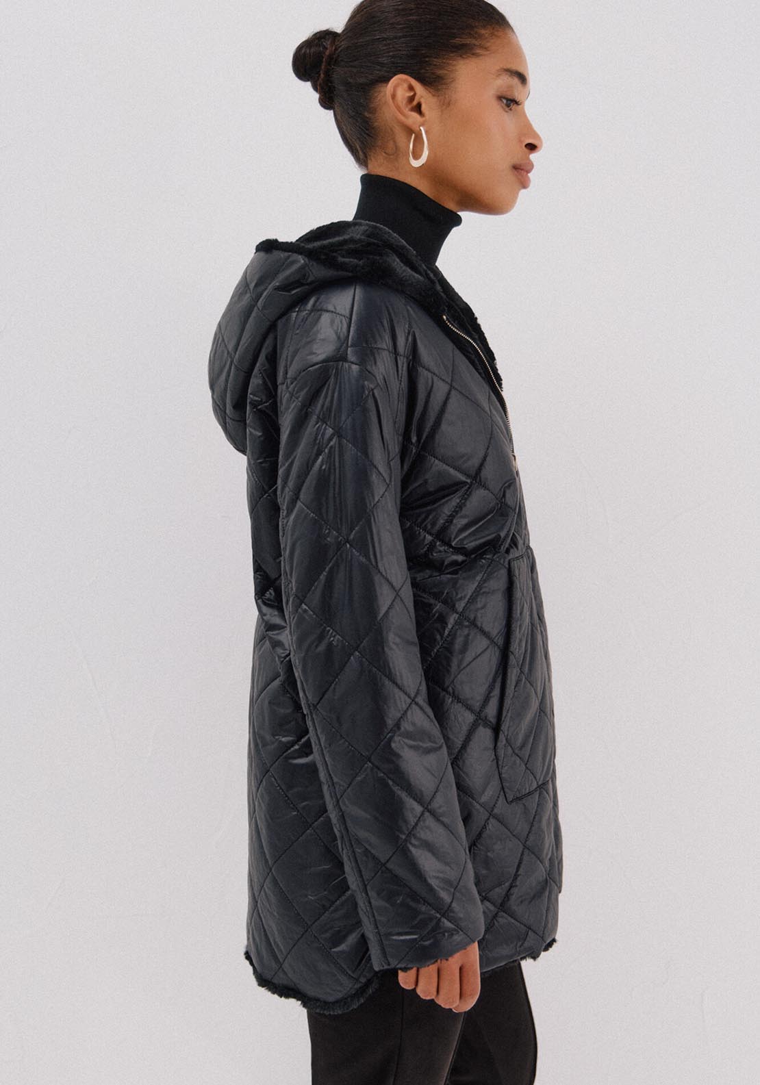 Reversible Quilted Anorak With Fur Effect - Black