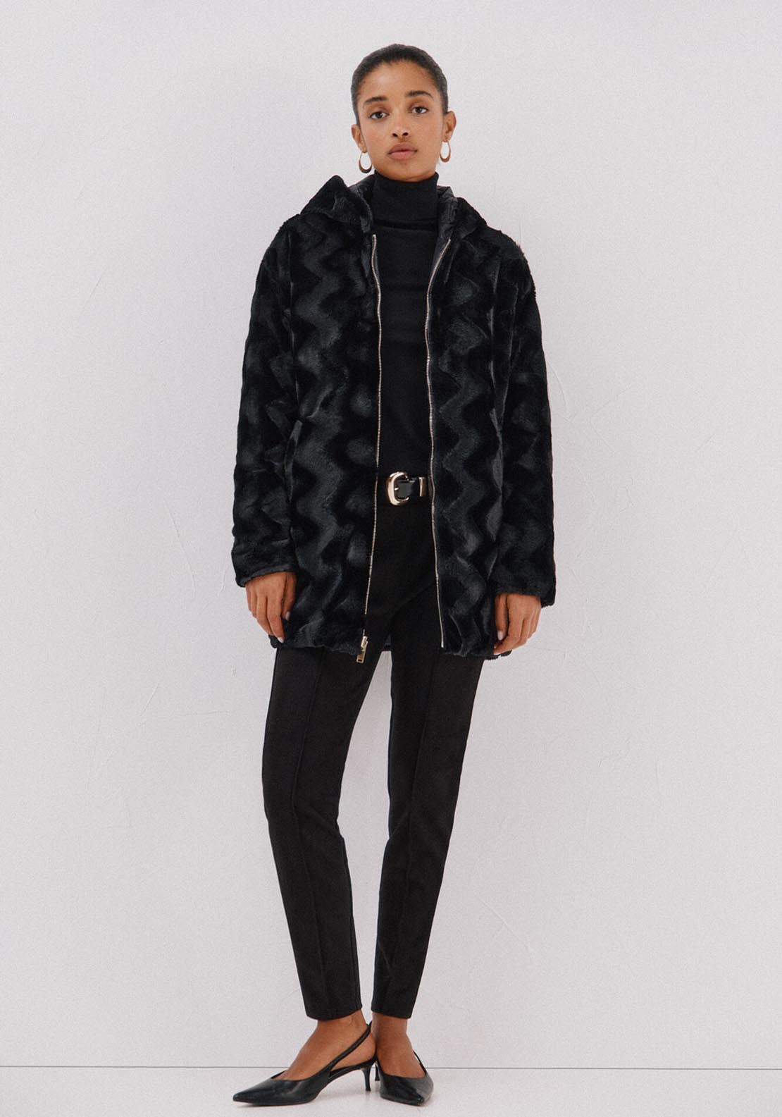 Reversible Quilted Anorak With Fur Effect - Black