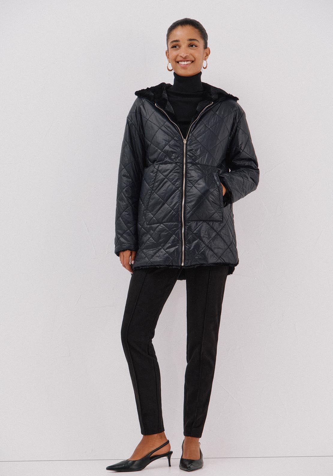 Reversible Quilted Anorak With Fur Effect - Black