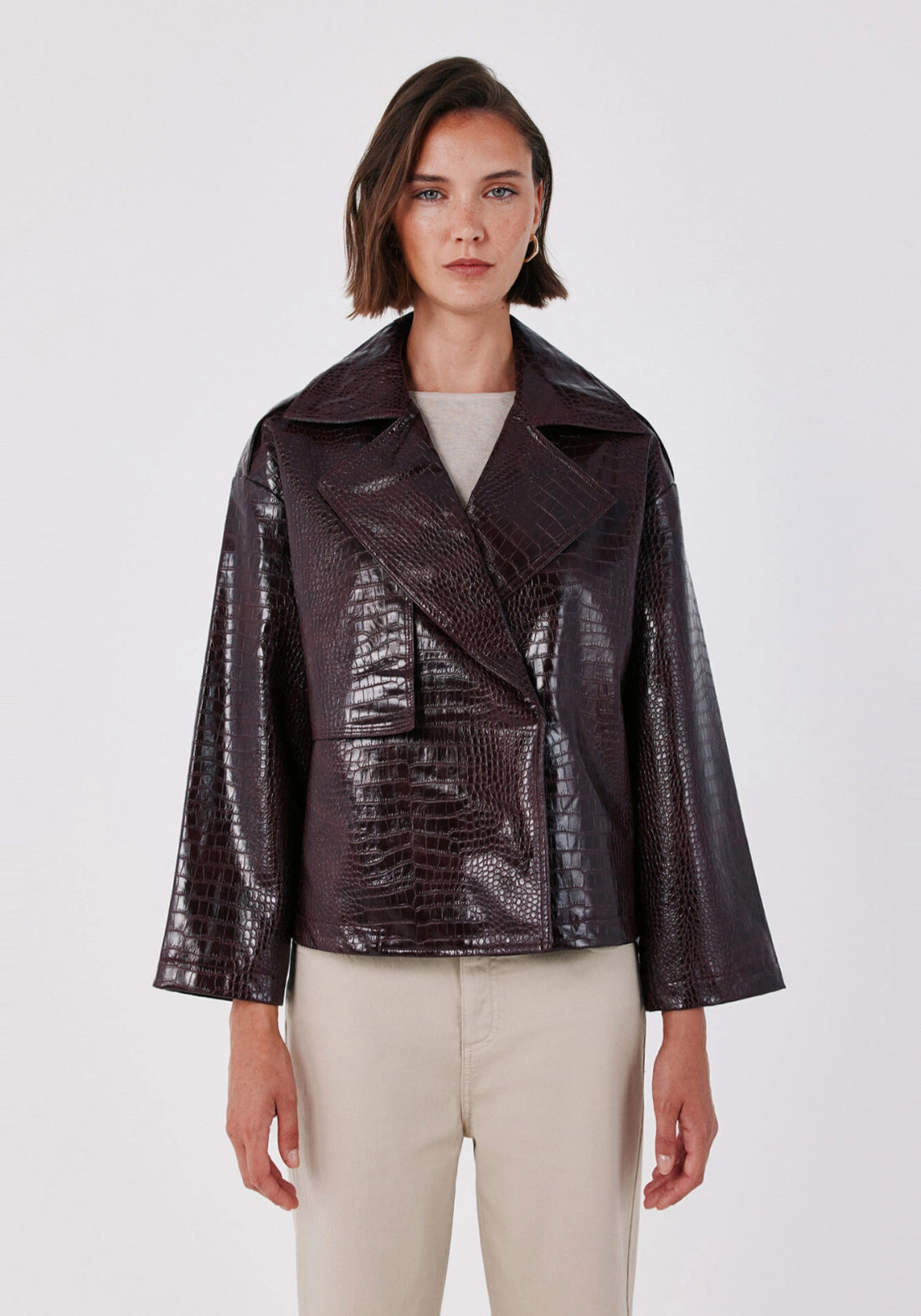 Shiny Fabric Short Trench - Wine