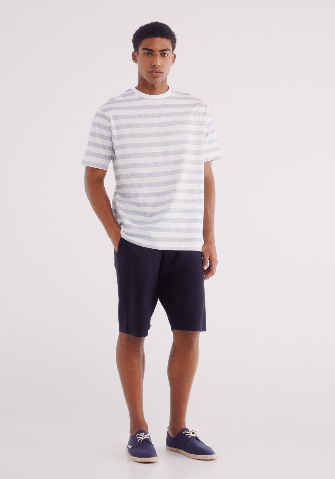 Springfield Basic Round Neck T-Shirt - Blue 4 Shaws Department Stores