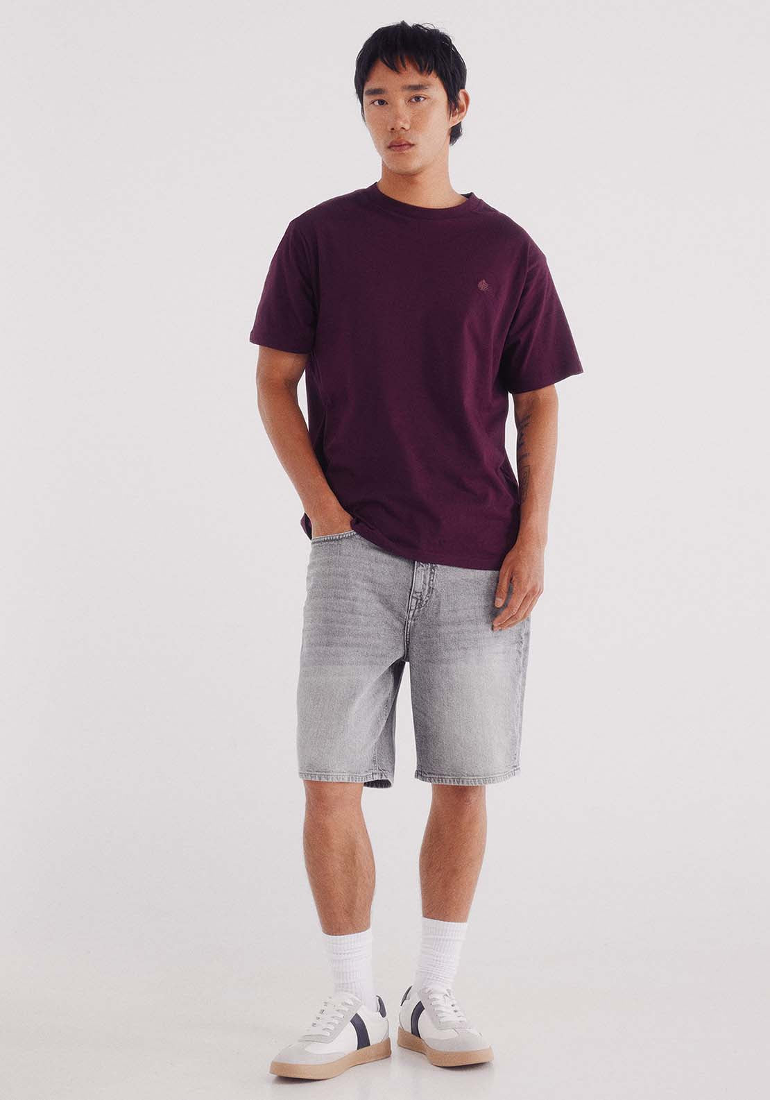 Basic Round Neck T-Shirt - Red