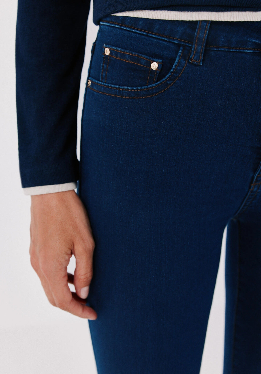 Shaping Sensational Jeans - Medium Blue