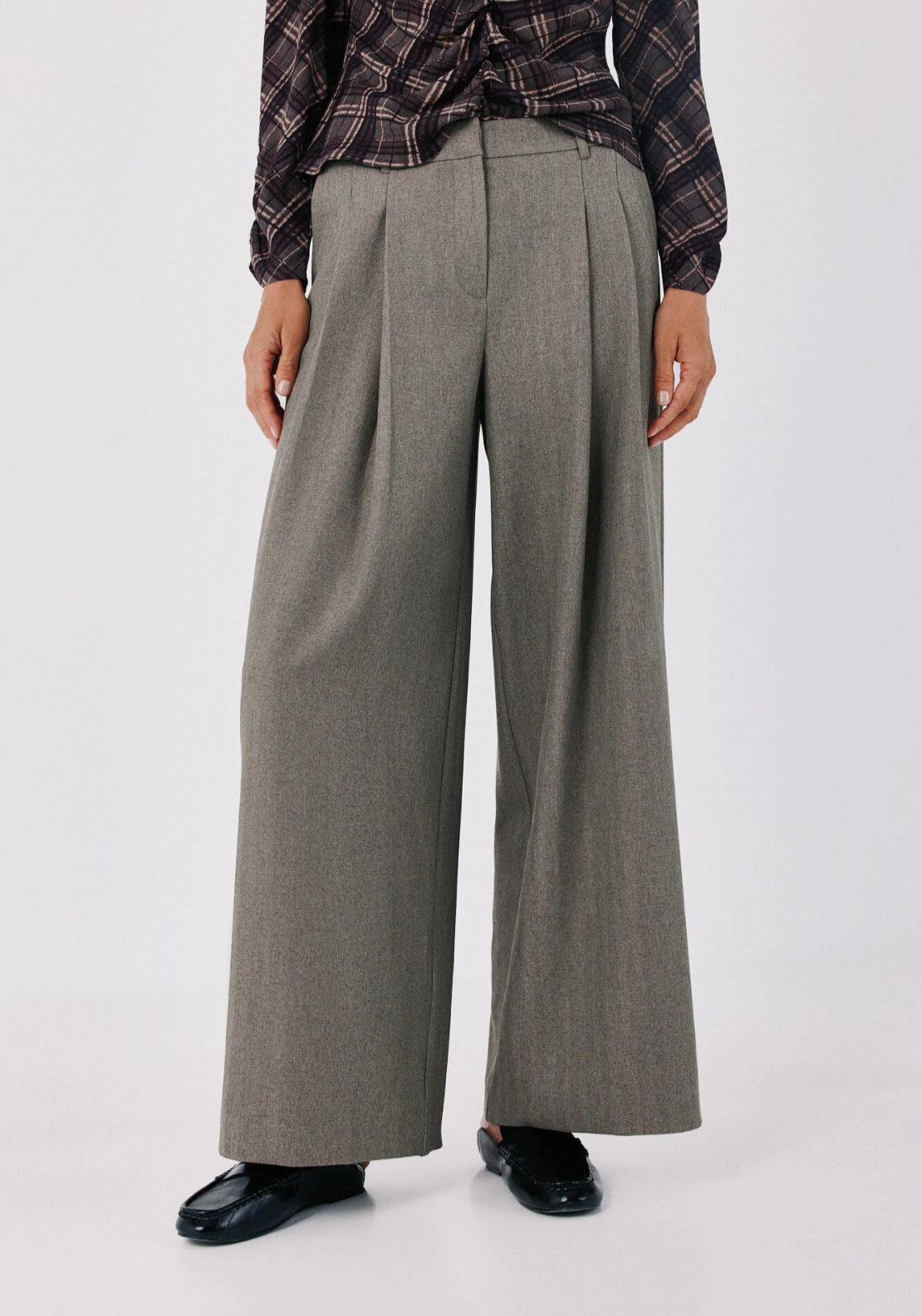Herringbone Darted Trousers - Beige/camel