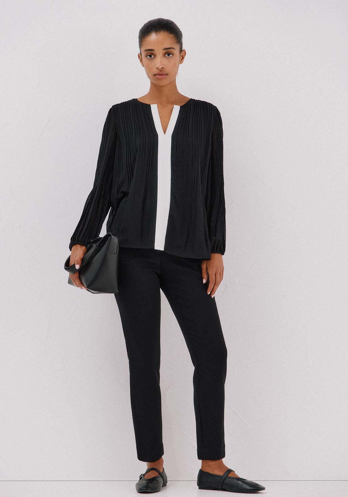 Comfort Stretch Pants - Black