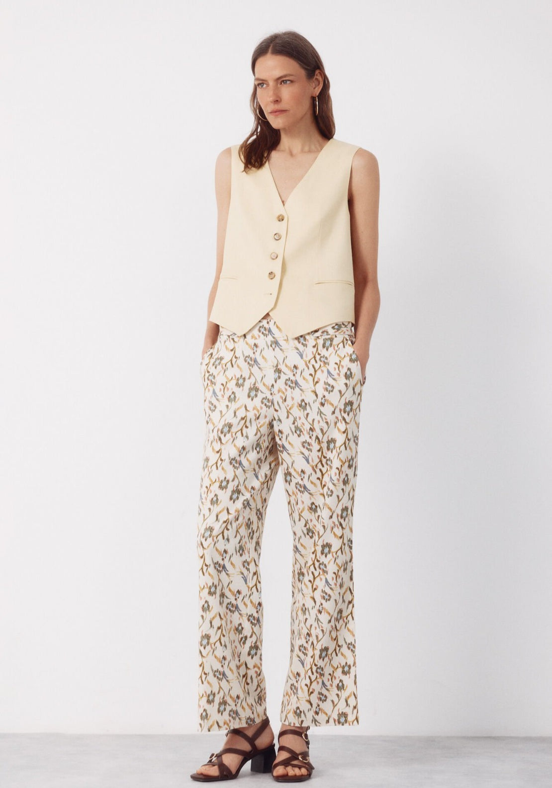 Cortefiel Linen Trousers With Gold Buttons - Multicolour 6 Shaws Department Stores
