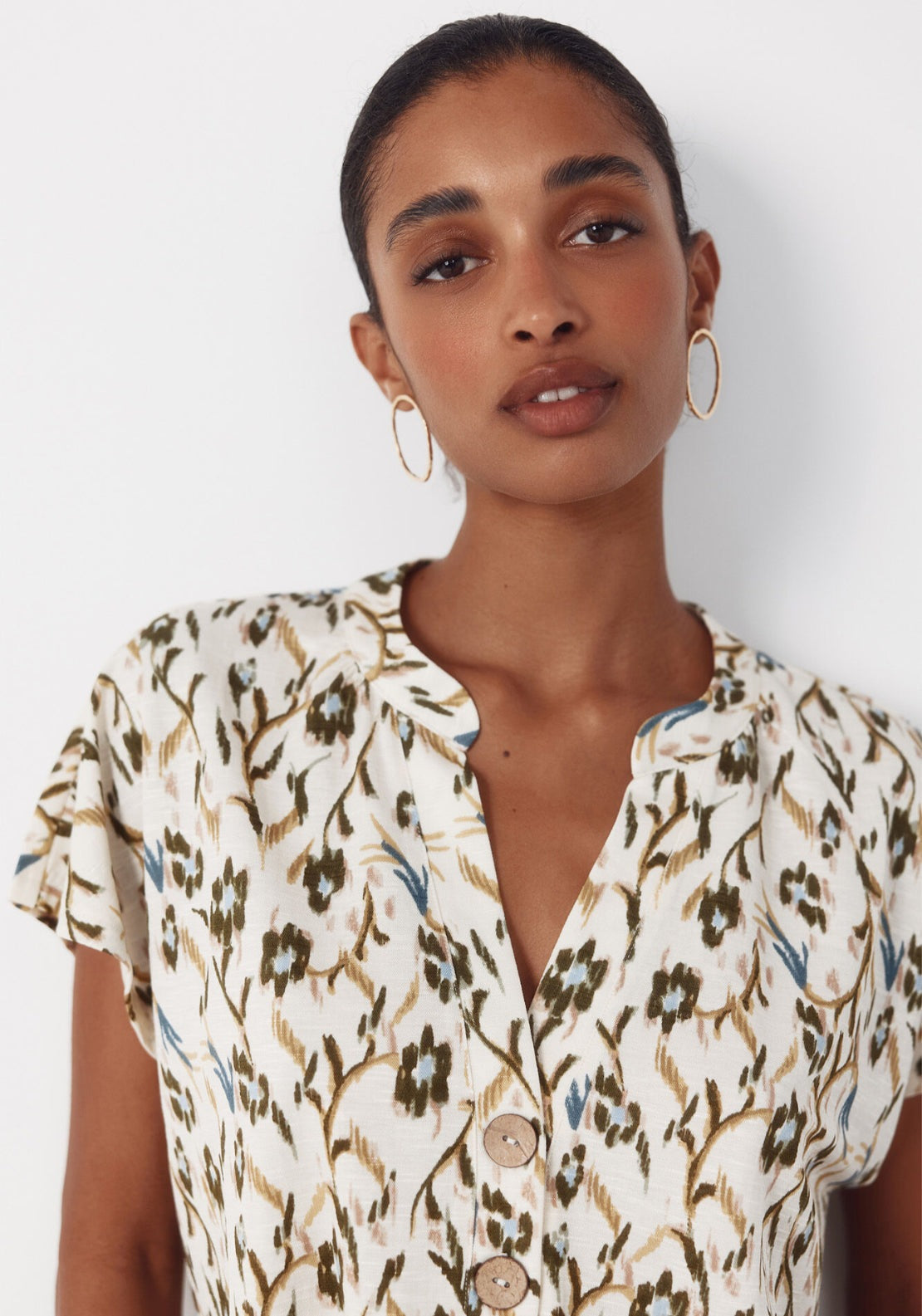 Rustic Short Sleeve V-Neck Blouse - Green Print