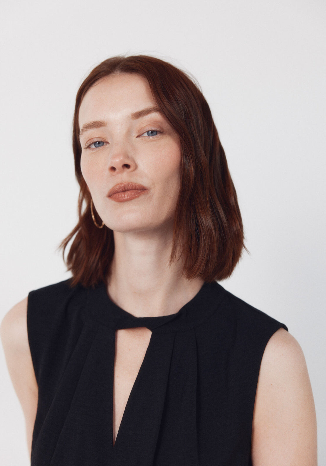 Cropped Teardrop Top - Black