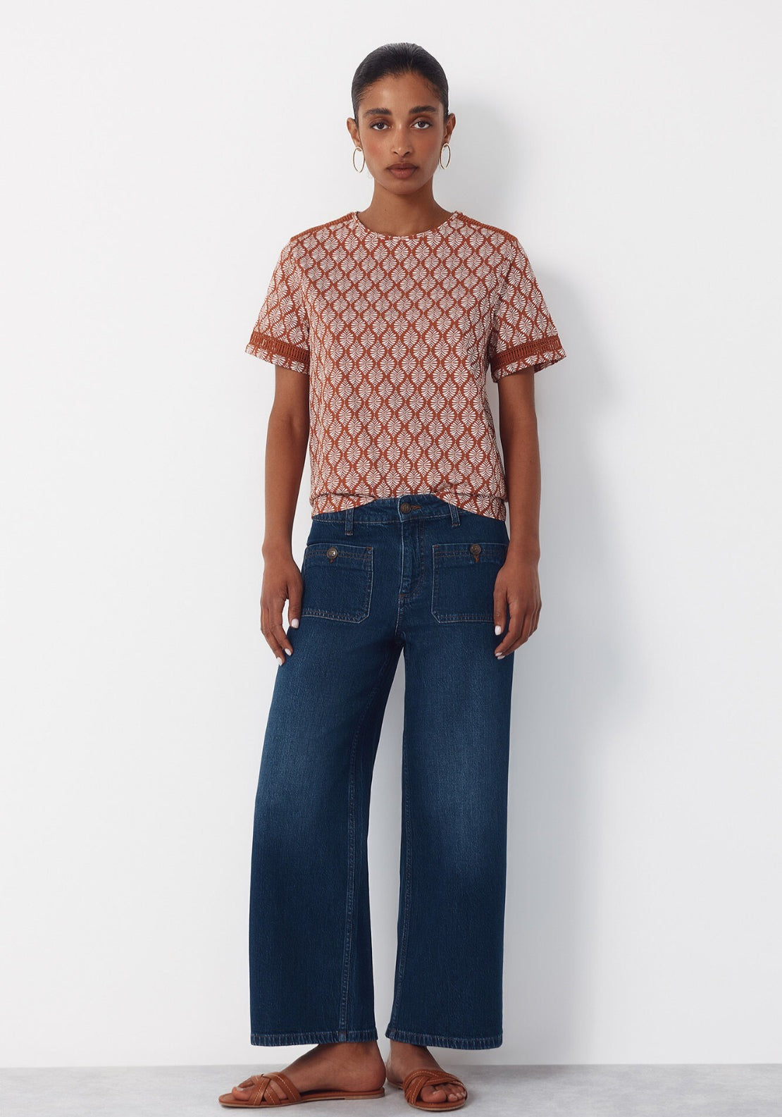 Hemstitch Detail Cotton T-Shirt - White Print