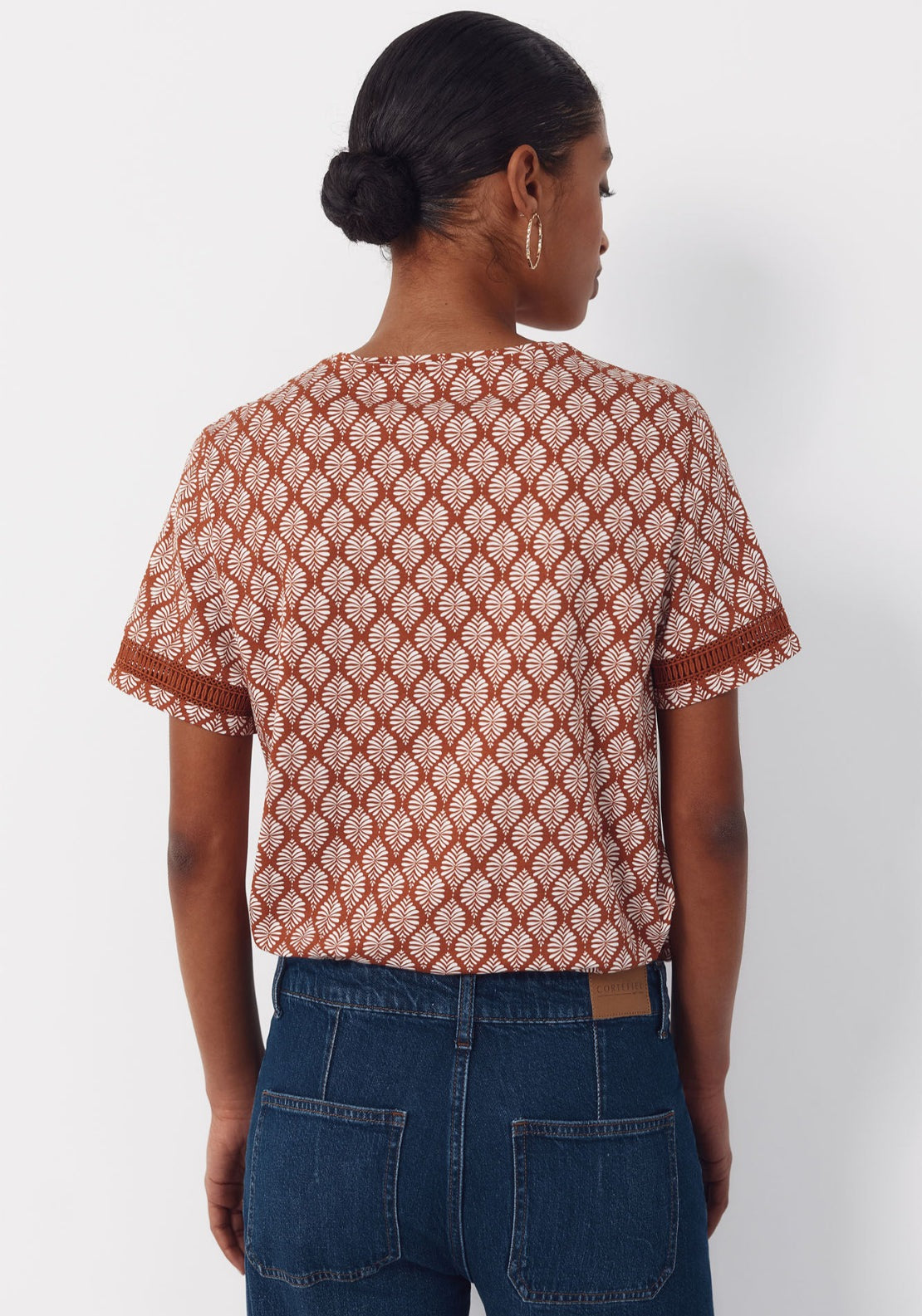 Hemstitch Detail Cotton T-Shirt - White Print