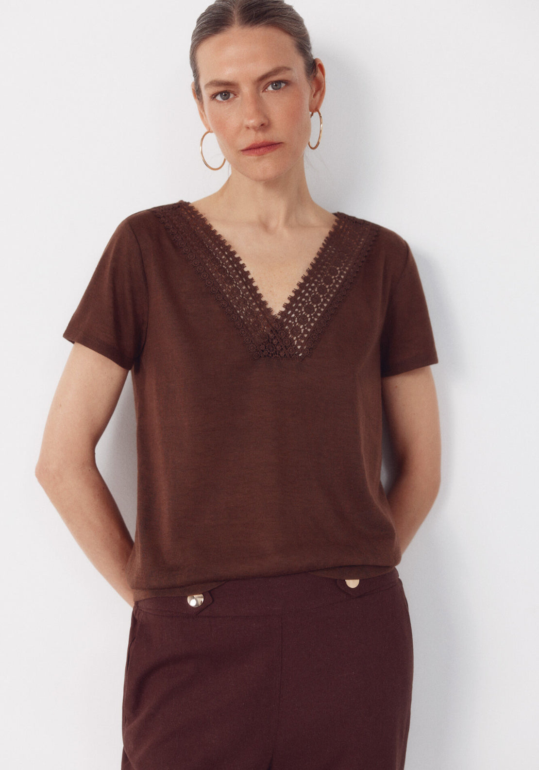 V Neck T Shirt With Trim - Light Brown