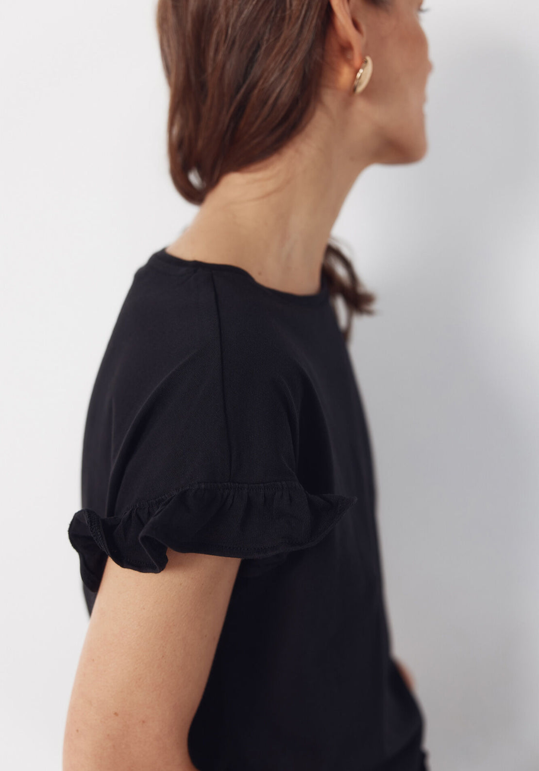 Essential Ruffle Cotton T-Shirt - Black