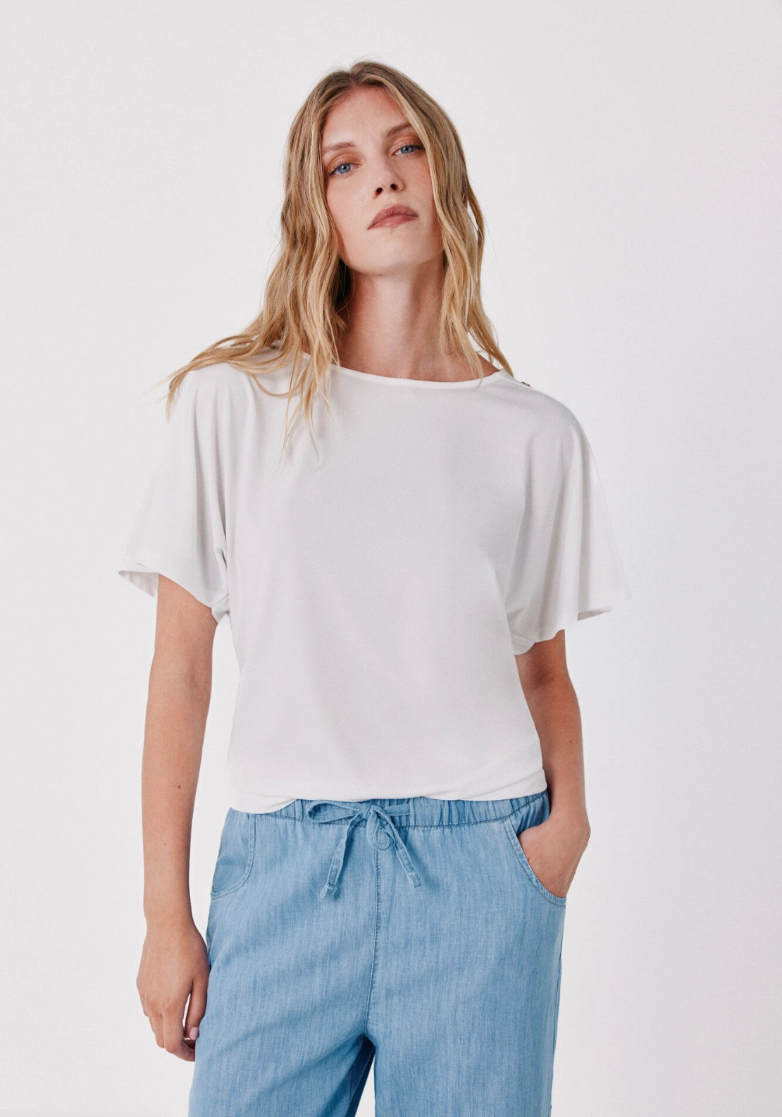 Fluid basic top - White