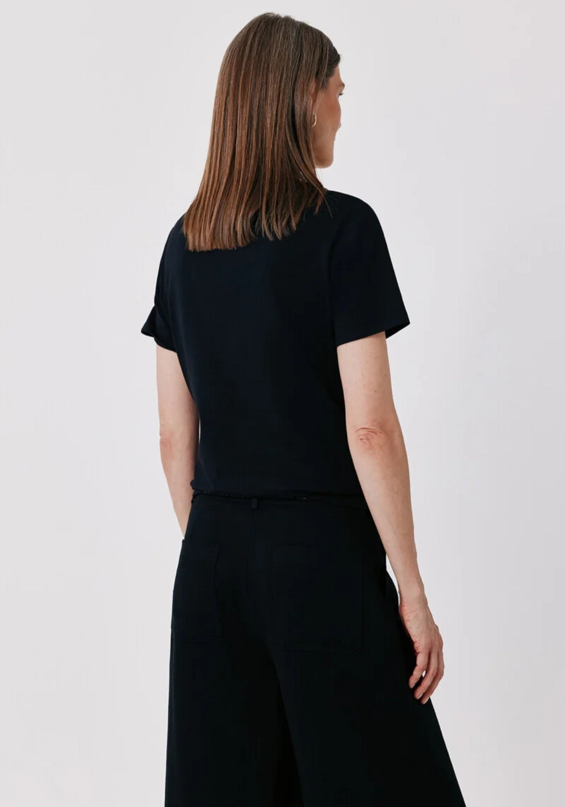 Gold button basic T-shirt - Black
