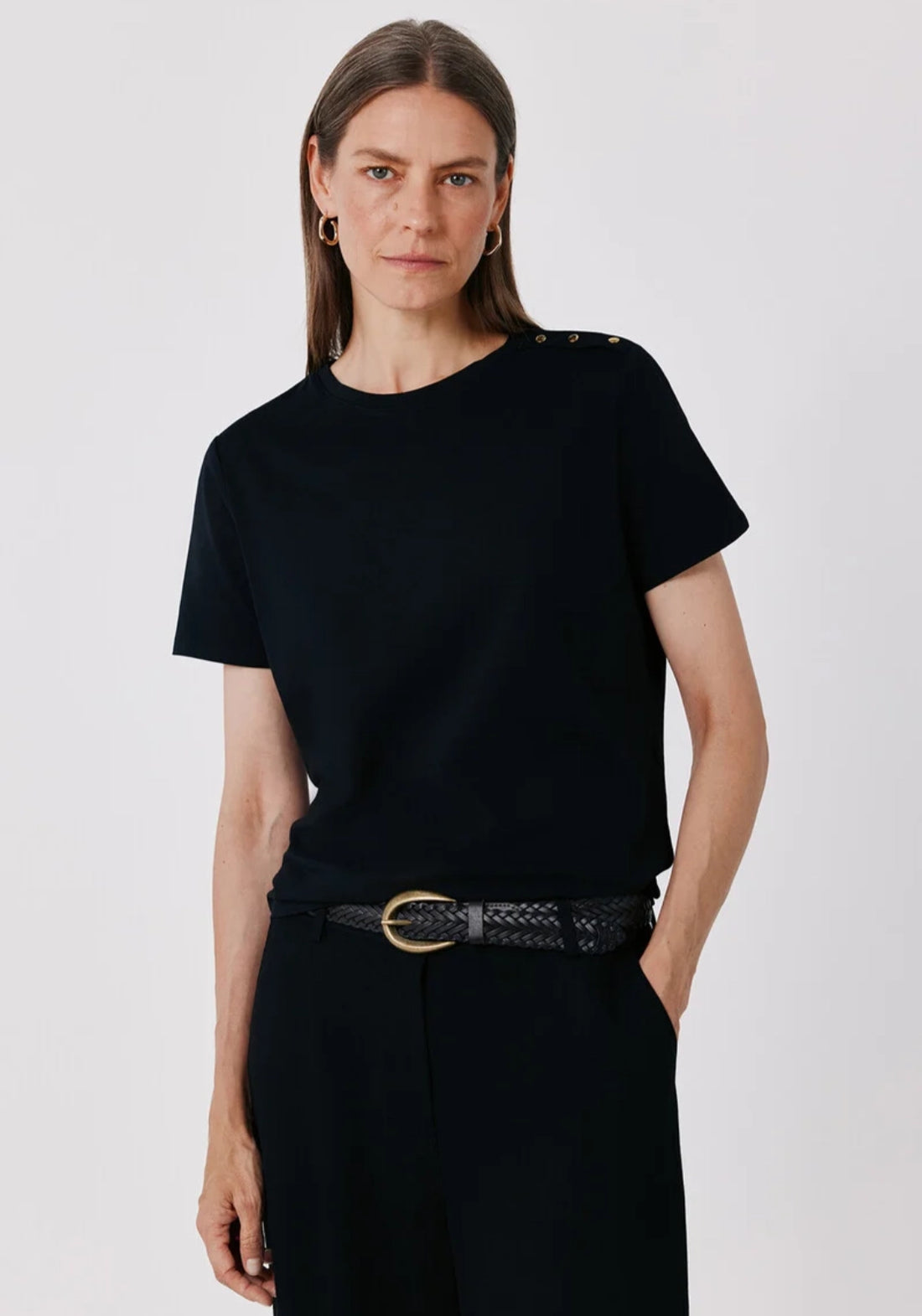 Gold button basic T-shirt - Black