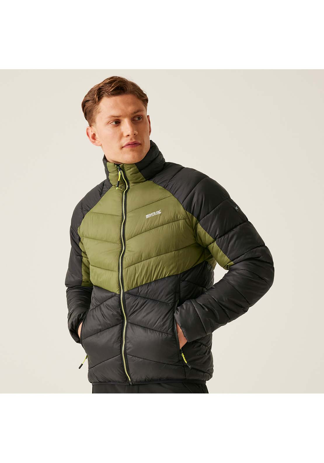 Regatta Dalent Short Jacket - Nephrite Green/Black 2 Shaws Department Stores