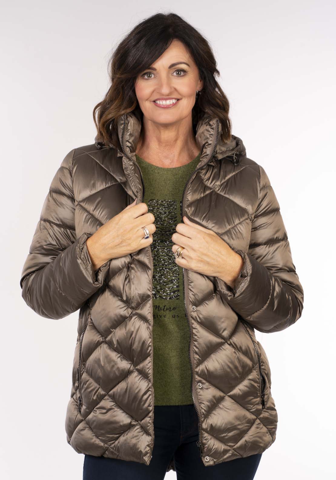 Tea Lane Diamond 3/4 Quilt Jacket - Shiny Gold 7 Shaws Department Stores
