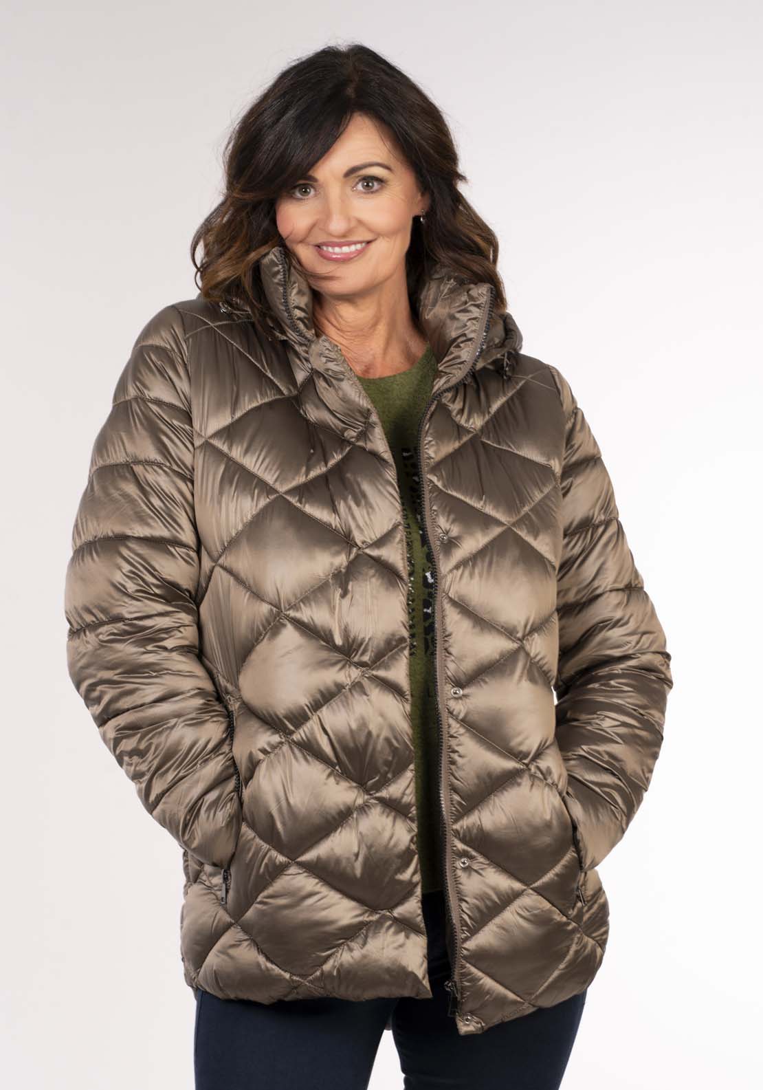 Tea Lane Diamond 3/4 Quilt Jacket - Shiny Gold 6 Shaws Department Stores