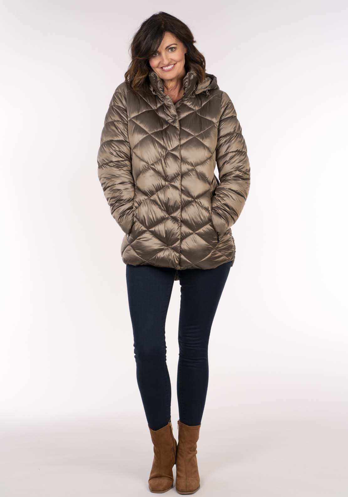 Tea Lane Diamond 3/4 Quilt Jacket - Shiny Gold 3 Shaws Department Stores