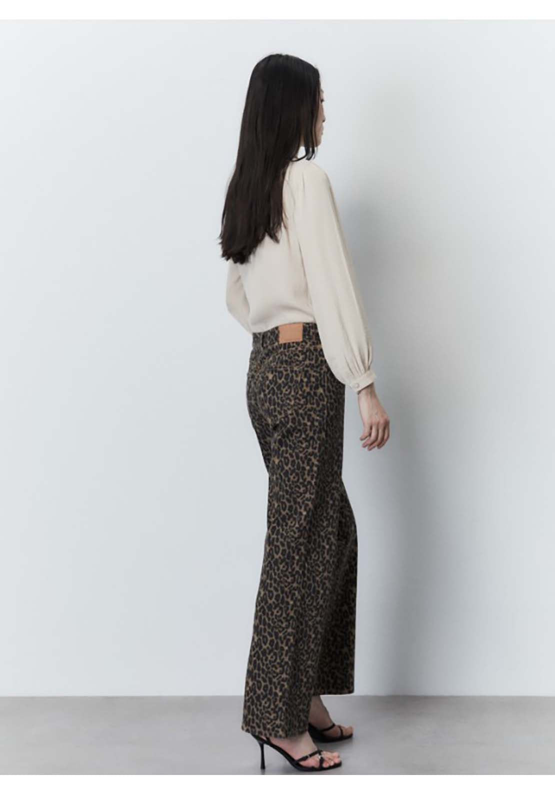 Sfera Buttons Blouse - Beige Acid 3 Shaws Department Stores