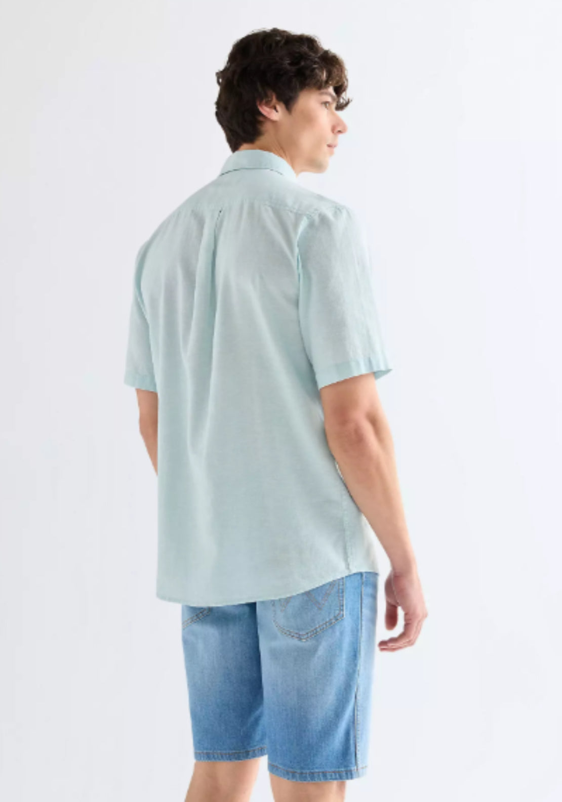 Wrangler Short Sleeve One Pocket Shirt - Forget Me Not 2 Shaws Department Stores