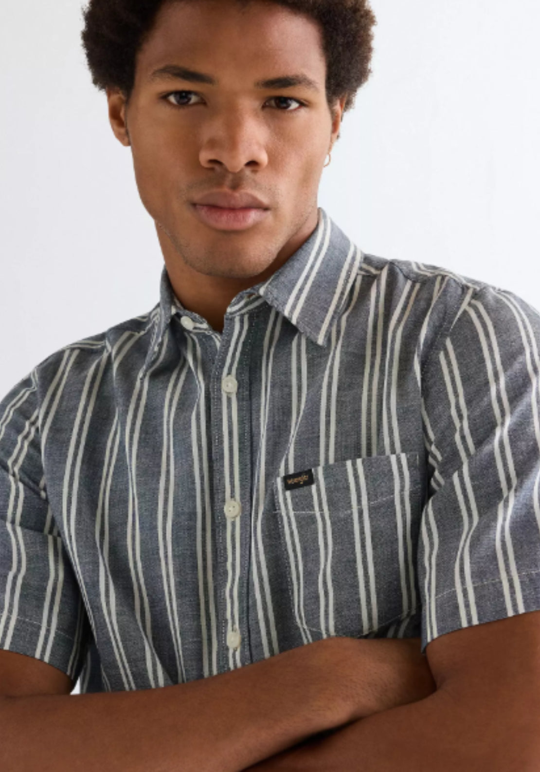 Wrangler Short Sleeve Chambray Shirt - Dark Stripe 3 Shaws Department Stores