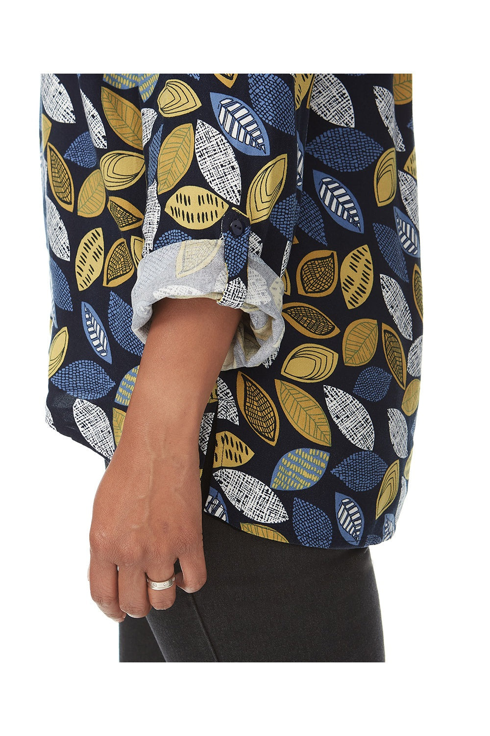 Tigiwear Mixed Leaf Notch 4 Shaws Department Stores