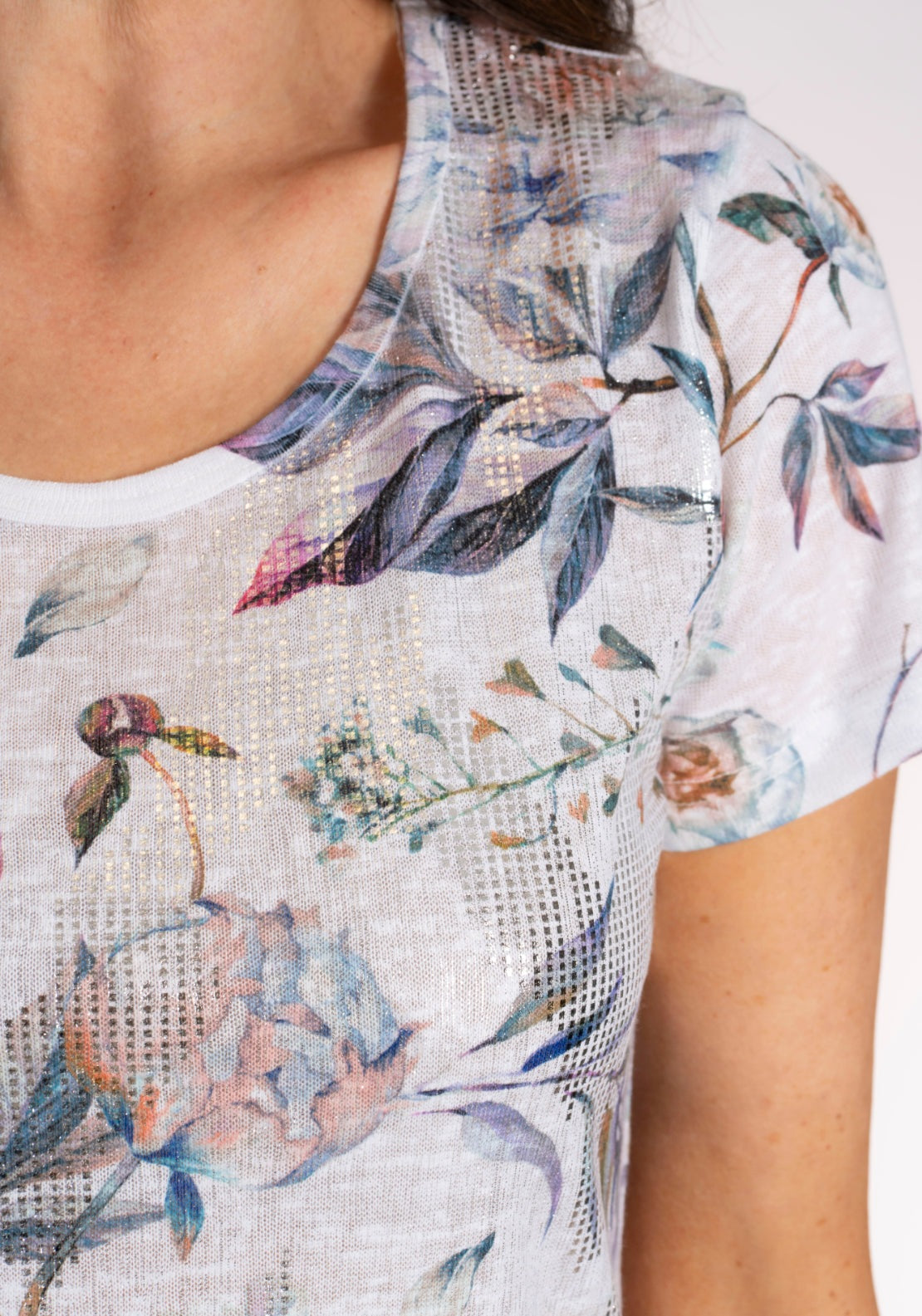 Tea Lane Foil Floral T‑Shirt - Green 5 Shaws Department Stores