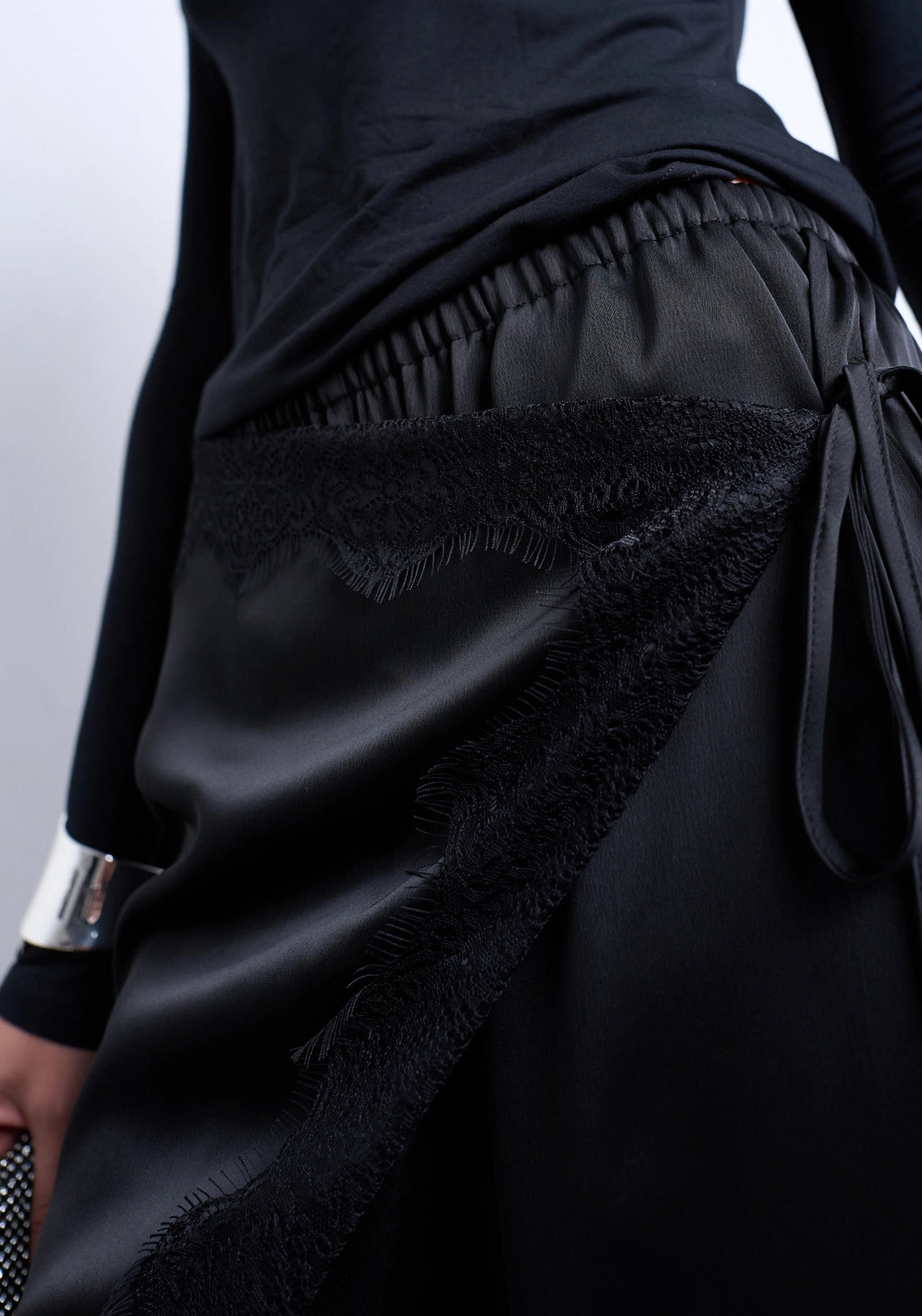Elin Satin Lace Wide Trousers - Black
