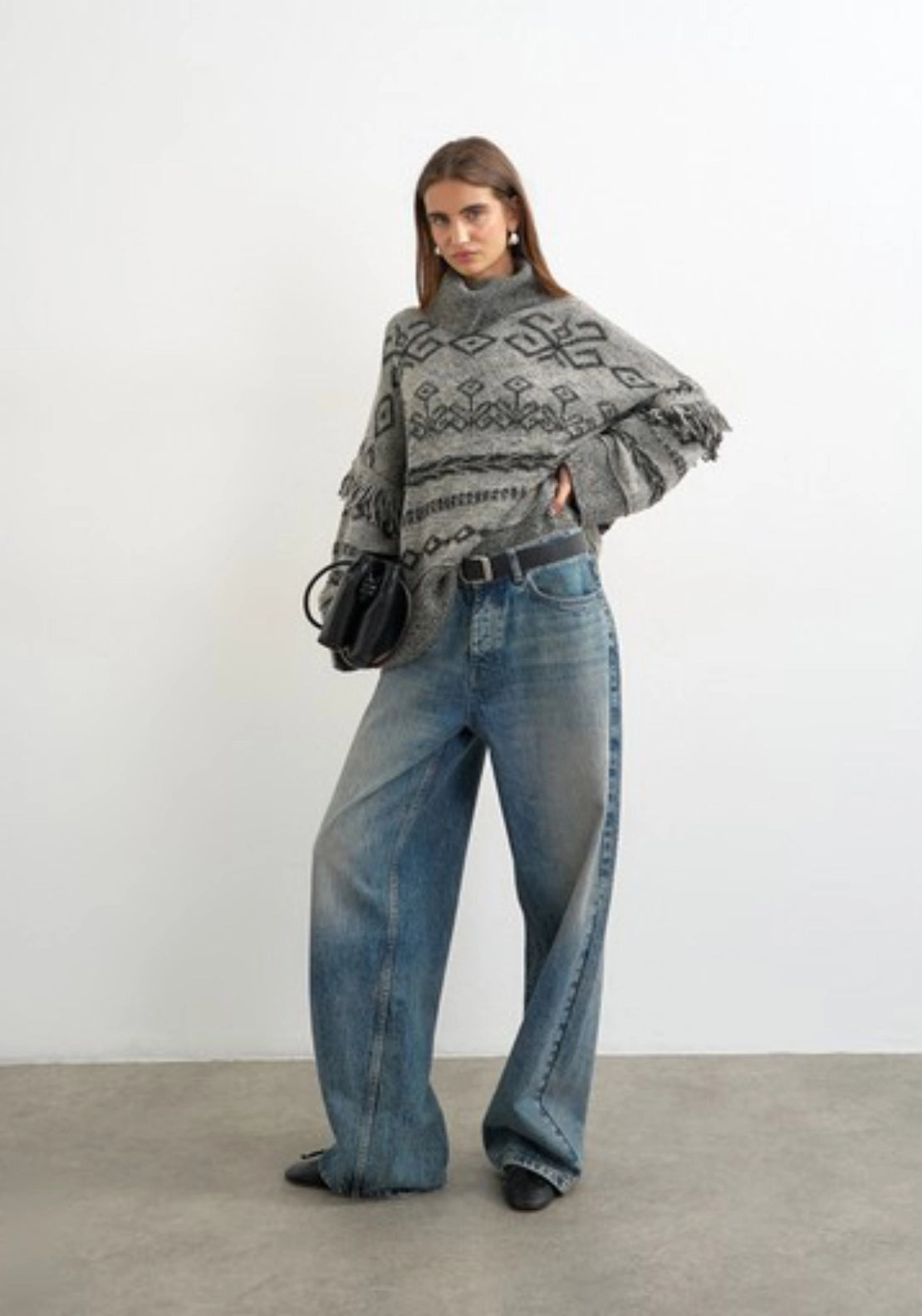 Fenya Knitted Oversized Jumper - Grey