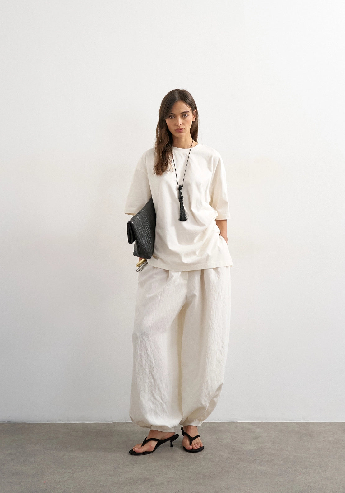 Rikka Oversized Knot T-Shirt - White