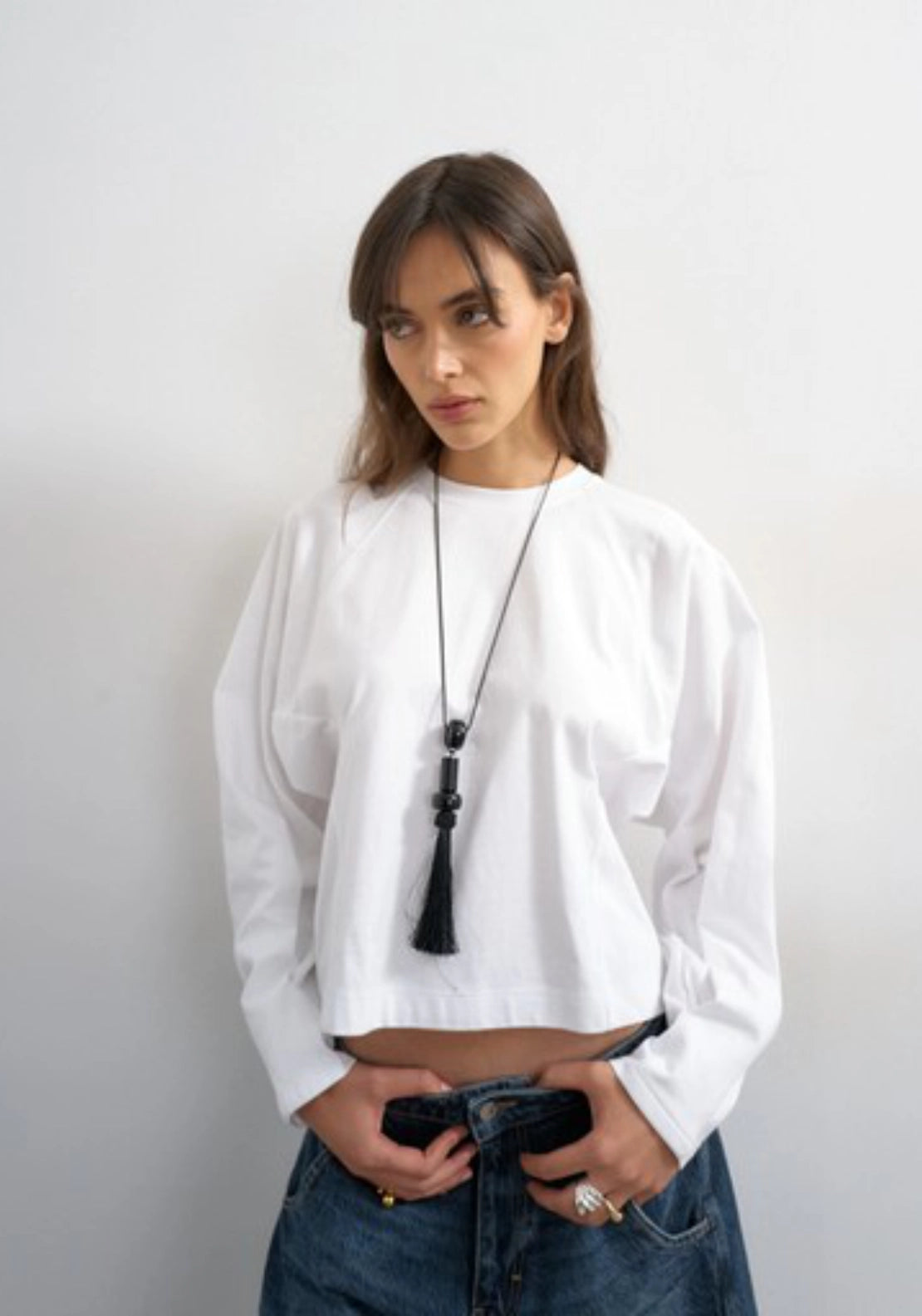 Rosa Reglan Cinch Cuff Tie - White