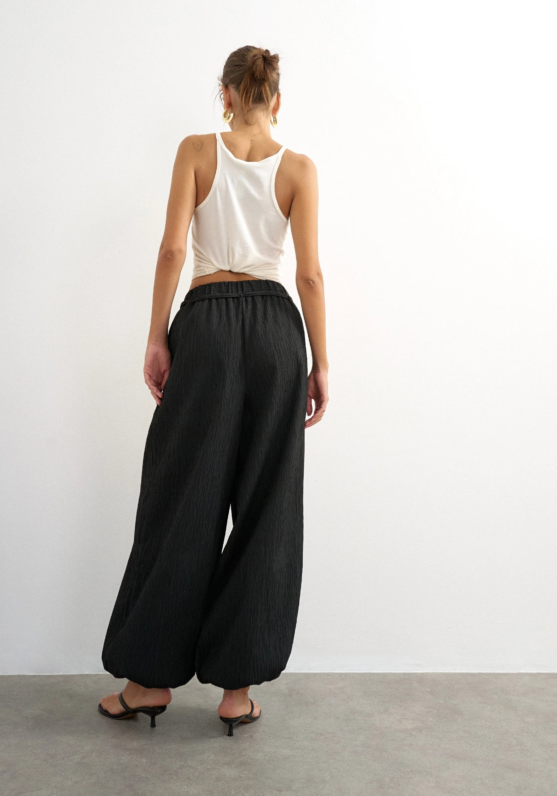 Theo Balloon Front Tie Trousers - Black