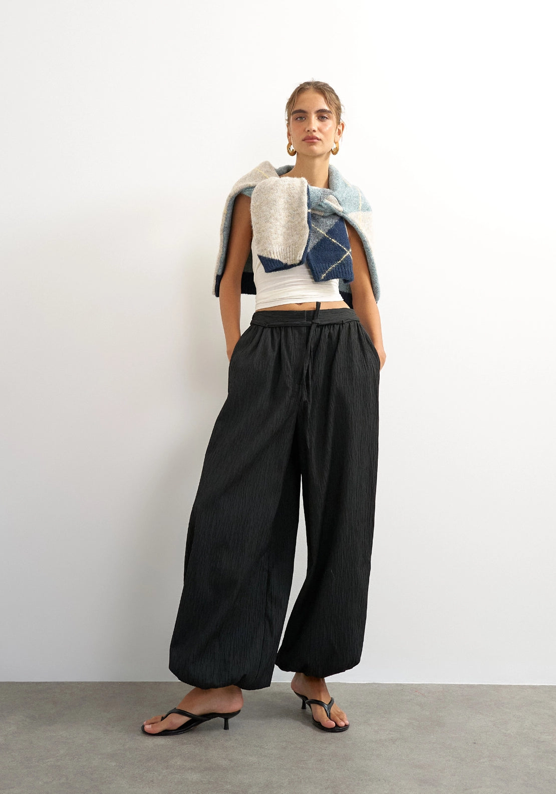 Theo Balloon Front Tie Trousers - Black