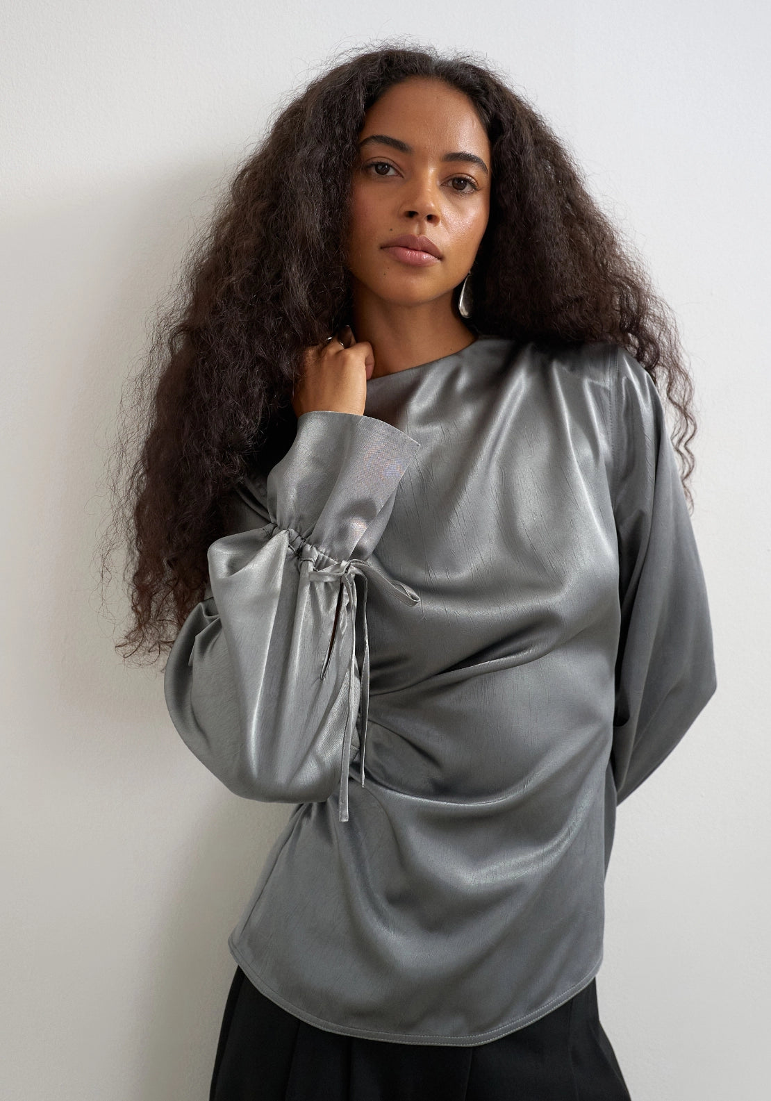 Denka Long Sleeve Shoulder Pad Funnel Top - Grey