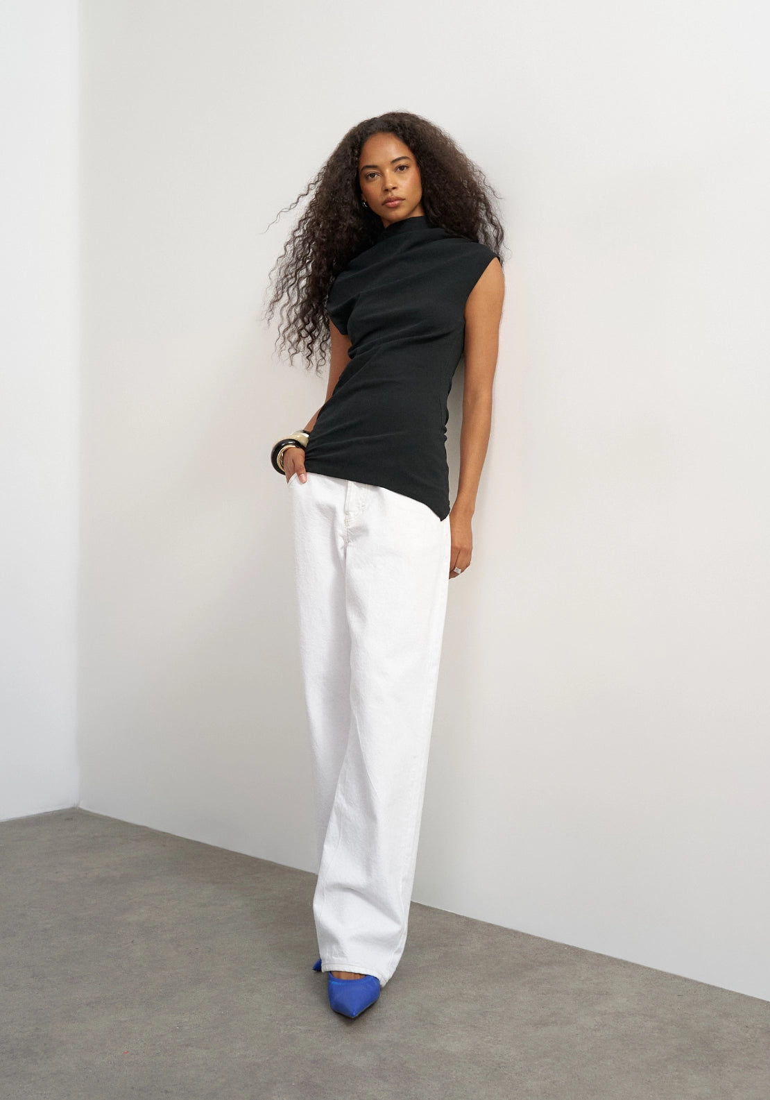 Bellis Short Sleeve Gathered Top - Jet Black