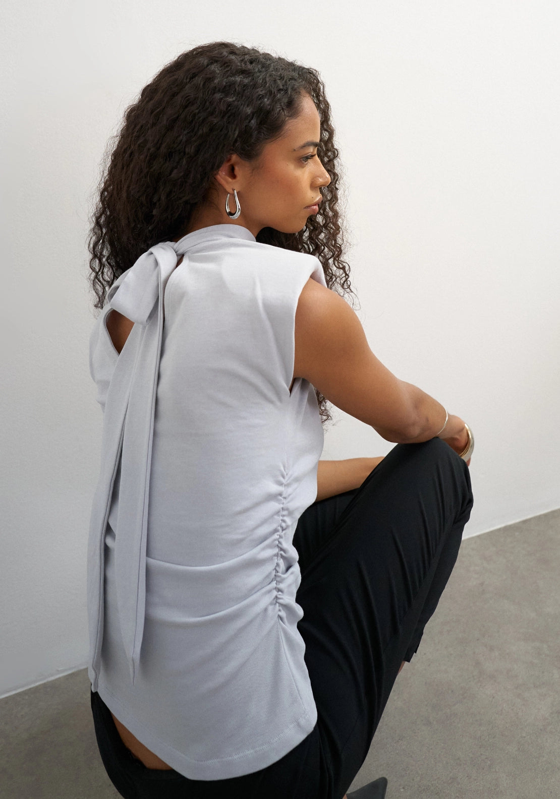 Benda Short Sleeve Scarf Tank Top - Silver
