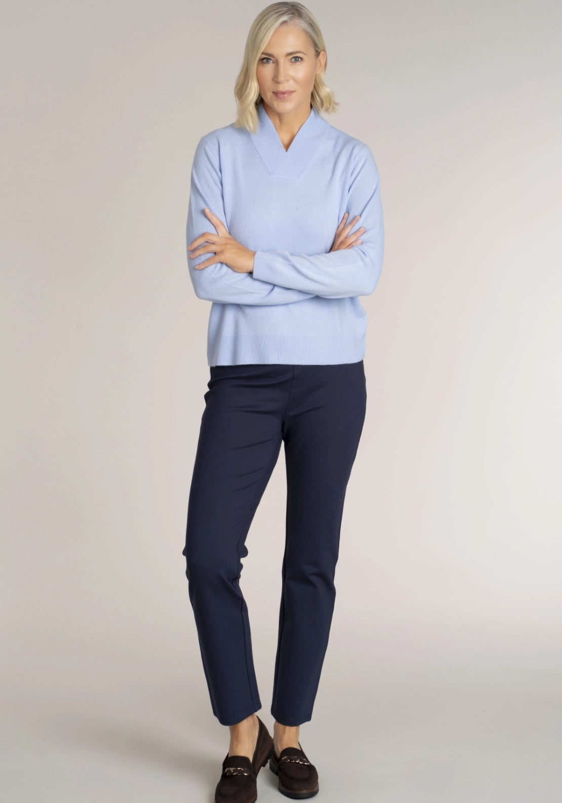 Cashmillon V-Neck Jumper - Blue