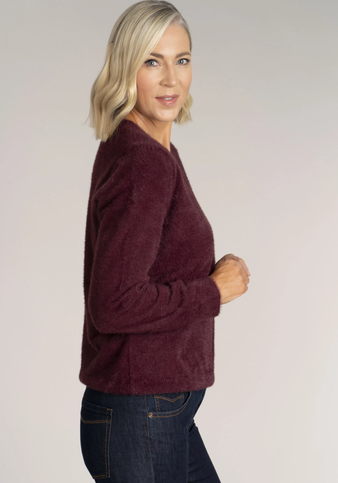 Fluffy V-Neck Jumper - Wine
