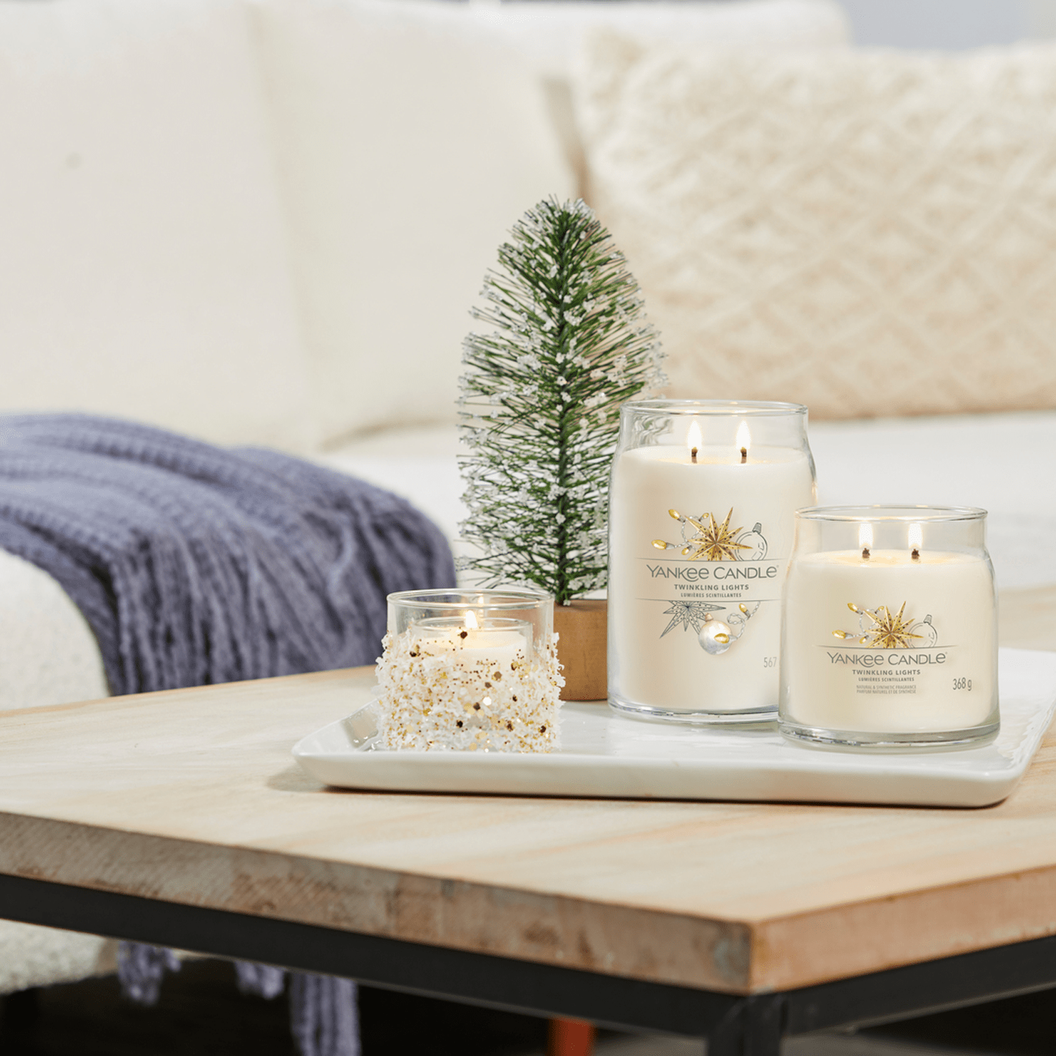 Yankee Candle Medium Jar - Twinkling Lights 3 Shaws Department Stores