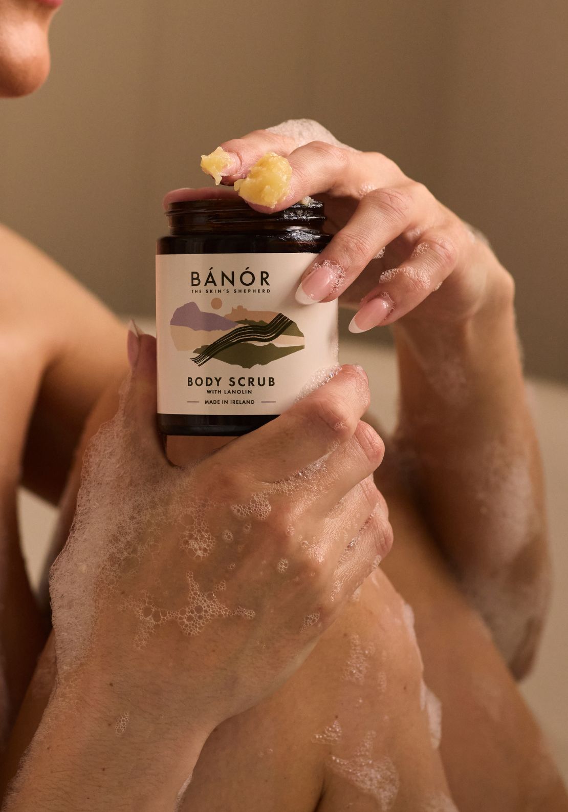 Bánór Butter Body Scrub 180ml - No Colour 4 Shaws Department Stores