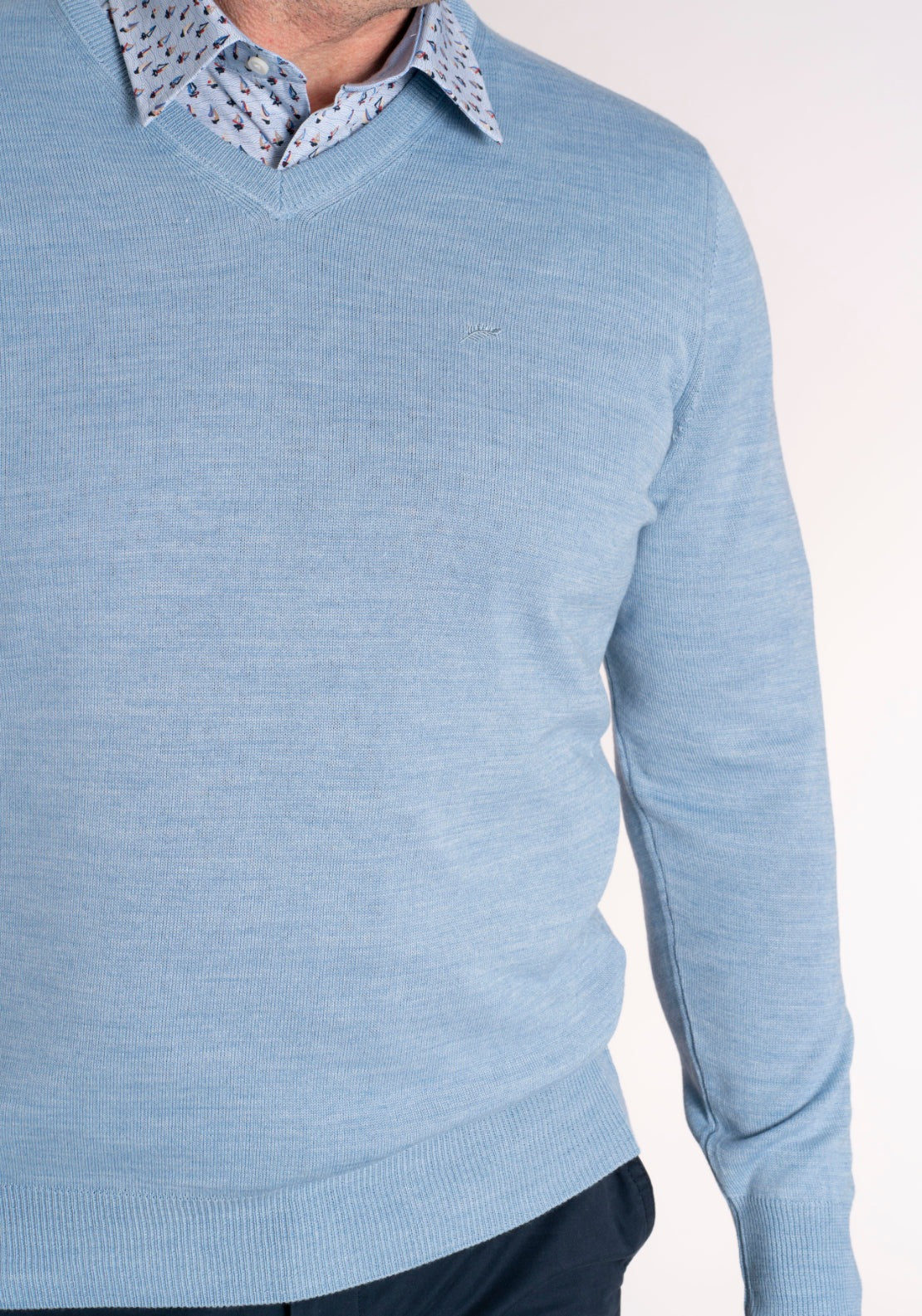 Yeats Fine Merino Wool Blend V-Neck Knitwear - Blue 4 Shaws Department Stores