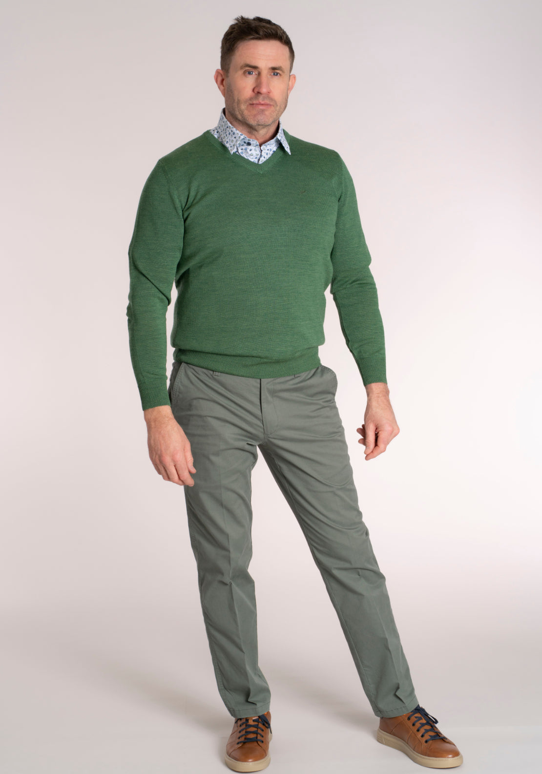Yeats Fine Merino Wool Blend V-Neck Knitwear - Green 5 Shaws Department Stores